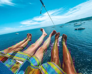 parasail over the yachts in Pampelonne
