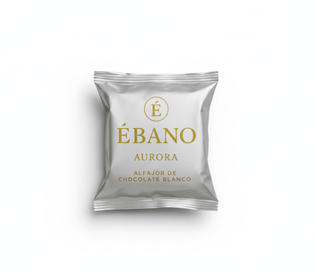Alfajor Ébano Aurora en su paquete