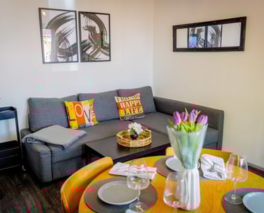 Edgbaston B16 home with private driveway parking