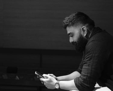 Tahir Hussain Poet Author Performing Bangalore