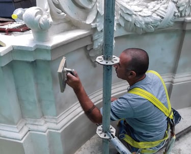 Proceso de restauración de la fachada de la Sede Rectorado realizado por Almapiedra