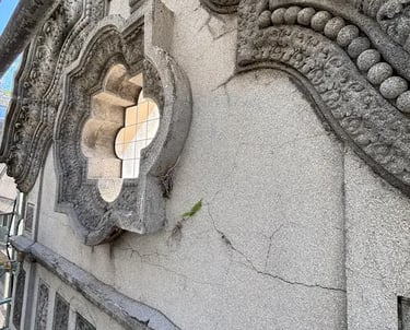 Proceso de restauración de la fachada de la Casa Fracasi realizado por Almapiedra.