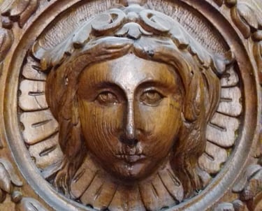 Escudo del Salón Blanco de la Gobernación de Santa Fe en Rosario restaurado por Almapiedra.