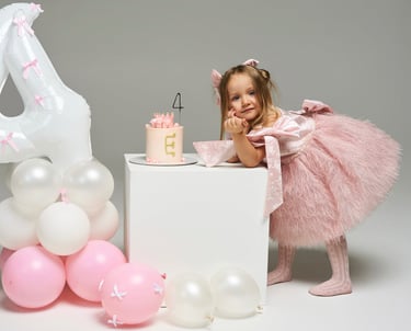 Zakarevičienė Boutique“ – tai stilingų ir prabangių vaikiškų suknelių parduotuvė, skirta mergaitėms,