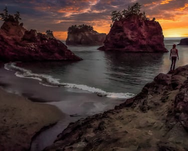 Sunset along Oregon's spectacular southern coast.