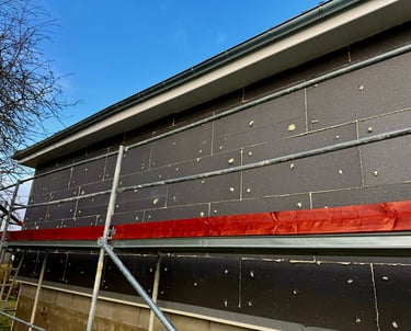 Isolation Thermique par l'Extérieur pose de plaque isolante et préparation à la pose de chevilles