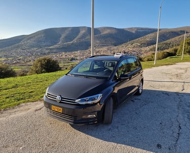 Γκρι VW Touran Ταξί - Philippi Taxi Καβάλα