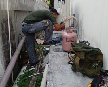 Perbaikan service AC split cepat dan rapi di jalan kaliurang - palagan sleman