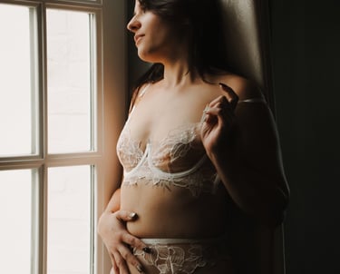 photographe boudoir et lingerie, photos naturelles et élégantes, dans l'Eure à Gisors et en IDF