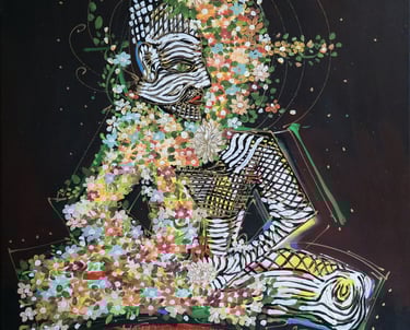 Figur in weiß-schwarzer Linienzeichnung, von farbigen Blüten und goldenen Punkten umgeben – Askese