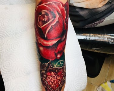 Color Tattoo Hurghada – Vibrant Ink & Long-Lasting Color