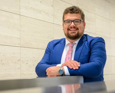 Photo of Pat Kurdziel. Railway consultant, customer experience, service quality, transport