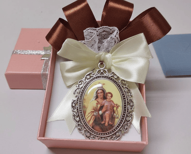 Camafeos realizados en porcelana