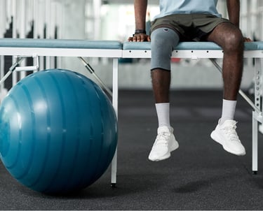 allenamento funzionale controllato per la riabilitazione sportiva con fitball
