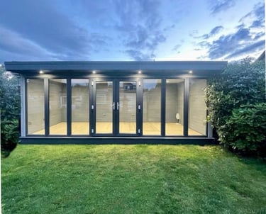 Large Garden room with glass and doors full width