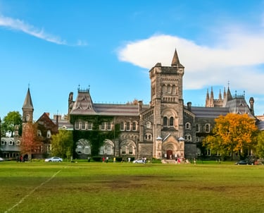 Kanada'nın Toronto üniversitesi sonbaharda