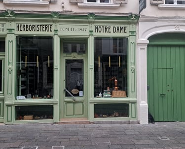 Photo de la façade de l'herboriste notre dame de Boulogne-sur-Mer 
