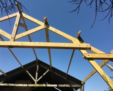 Charpente ferme traditionnelle - Artisan charpentier bois Cilaos, La Réunion 974