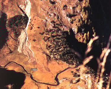 Herbst Bach See Schatten Berg