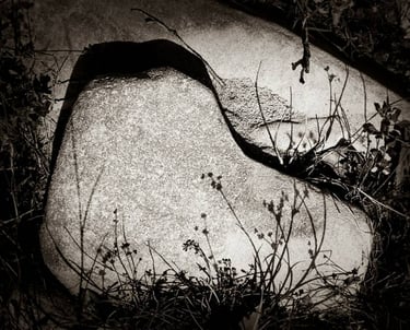 The Australian Journey - riverbed rocks 20, 2024 ©Regina Anzenberger