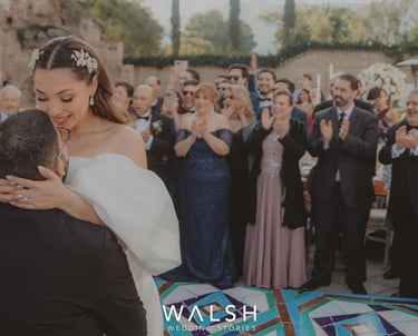 Antigua Guatemala Wedding Photographer-wedding first dance