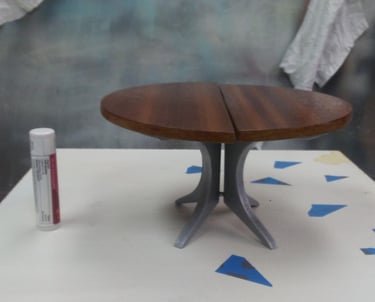 A mock up sample for a table to be built.