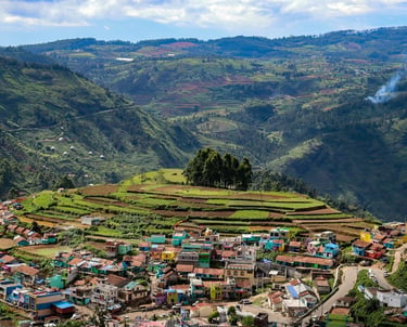 Poombarai village and mountain view