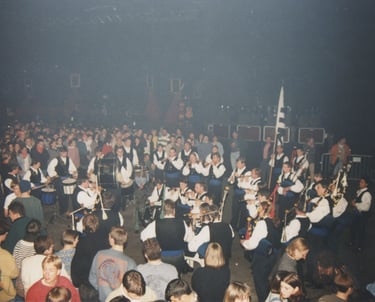 1998 - Le Bagad de vire saint lô au zénith de Caen