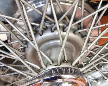 Typecast Alfin brakedrums - Alfin wire wheel close up
