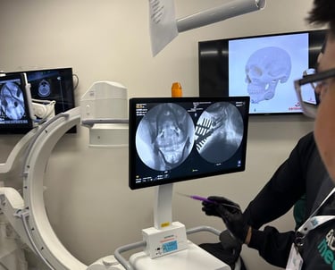 Dr Gilnard opera Trauma Cranioencefálico e da coluna em Fortaleza Ceará