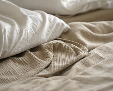 Bedsheet manufacturer and exporter from India supplying premium bedsheet sets to international buyer