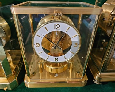 Atmos Clock Model 540