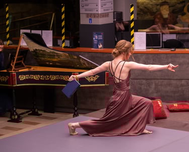 PLAY, SING, DANCE pop-up. Photo - Vytautas Abramauskas, Palace of the Grand Dukes of Lithuania