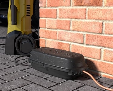 D-line outdoor cable box