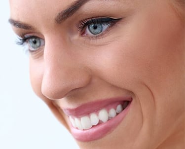 Portrait-Photo-Retouching-Teeth-Whitening-Eye-Correction