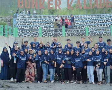 acara gathering di gunung merapi