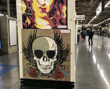 "Se Liga no Traço": Uma Exposição Vibrante de Arte Pop por Sérgio Astral