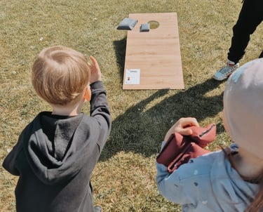 Cornhole žaidimas nuomai Klaipėdoje