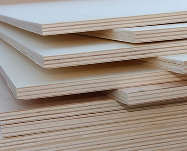 un Ahşap kontrplak çeşitleri, huş ve kayın plywood levhalar – inşaat ve mobilya projeleri için dayan