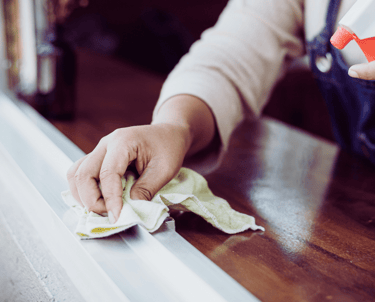 Nettoyage Encadrements et Rebords de Fenêtres à bruxelles