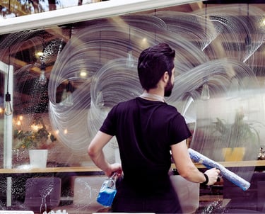 Nettoyage des Vitrines et Façades Commerciales à bruxelles