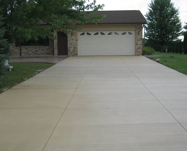 clermont concrete driveway from the street in clermont florida