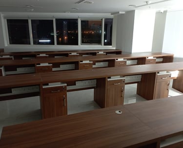 High-Quality Office Furniture in Dubai