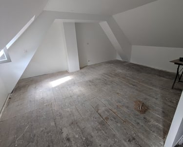 Rénovation cuisine Cazères, chambre et parquet bois
