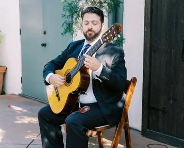Alan Rigoletto playing a wedding in La Cañada Flintridge. Photo by Elyana Photography