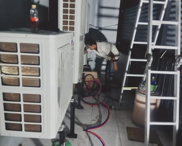 Layanan panggilan yang siap membantu Anda dalam pemasangan dan perbaikan AC, kulkas, dan mesin cuci