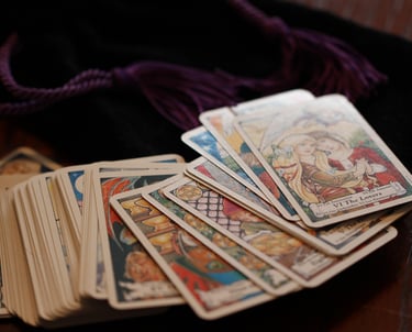 baralho-cigano-marcelo-magoga-terapeuta cartas dispostas espalhadas