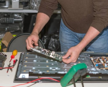 LED TV Repair Hub – 4K LCD TV circuit board repair experts in Delhi NCR for screen & hardware issues
