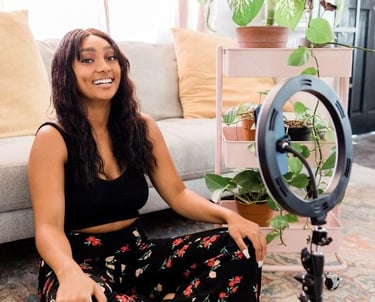 woman youtuber