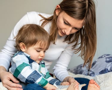 seance de famille, mère et enfant, à domicile, style naturel, spontané